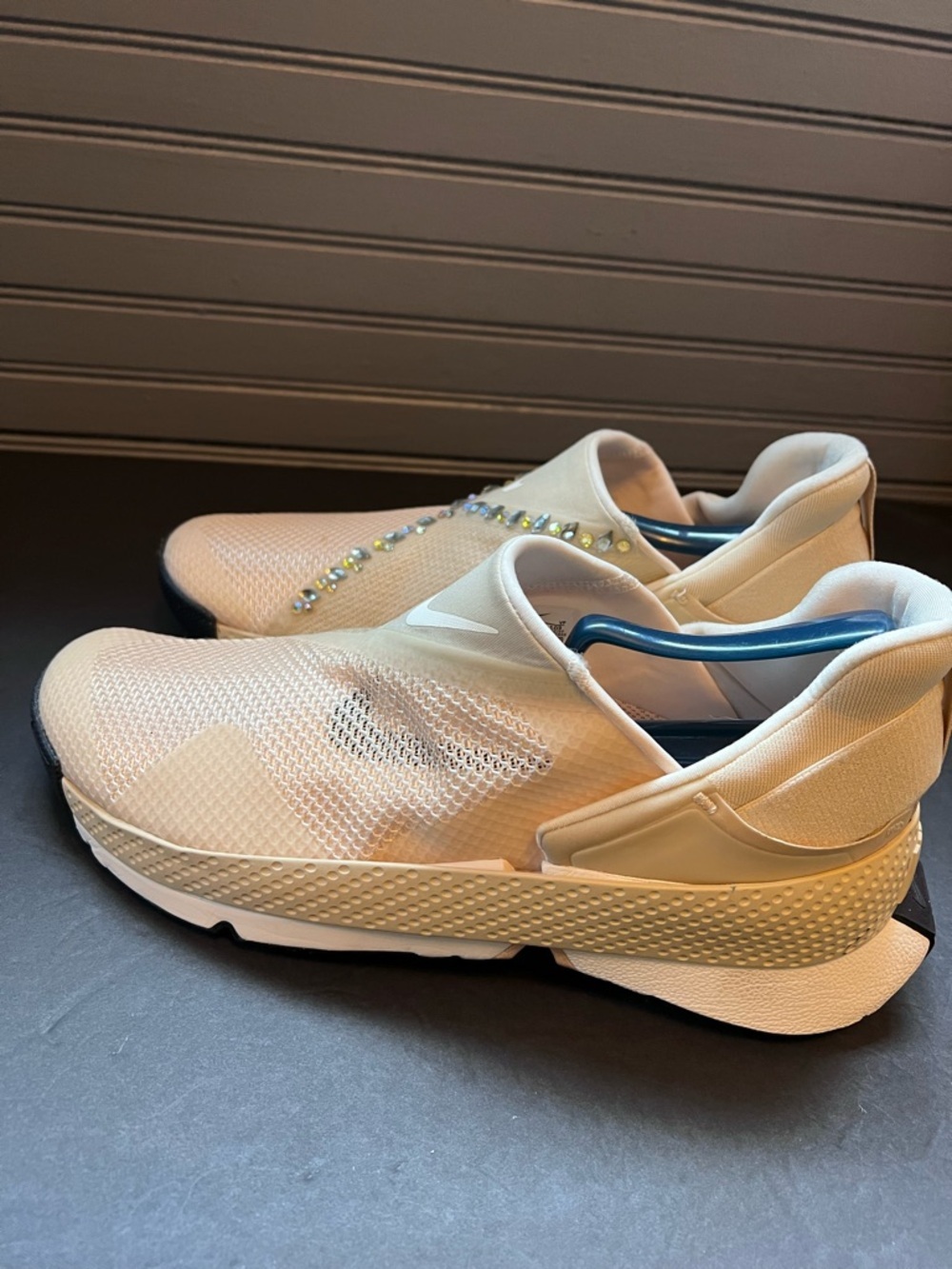 Nike Go Flyease Shoes Sanddrift Ivory White Womens Size 10.5 - Picture 4 of 10